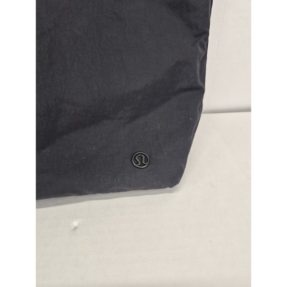 Lululemon On My Level Bag Tote Black (Large, First Release) - Picture 2 of 8